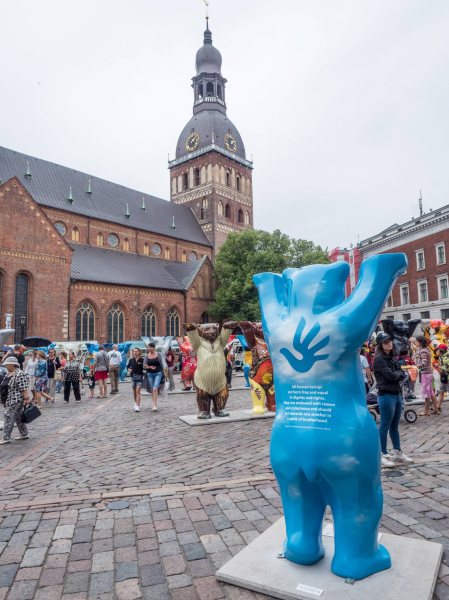 The plaza by Riga's cathedral was hosting an exhibit of painted bears from Berlin while we were there