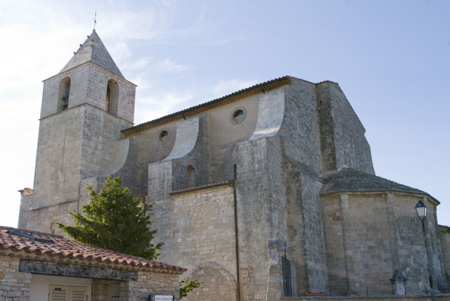 Saignon's church, a wide but plain Romanesque structure