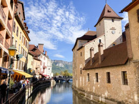 Medieval and later buildings line the Thiou River in Annecy