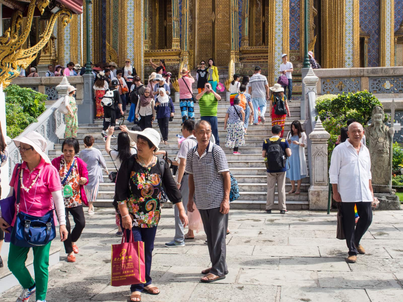 Wat Phra Kaeo and the palace are swarming with tourists, mainly from China