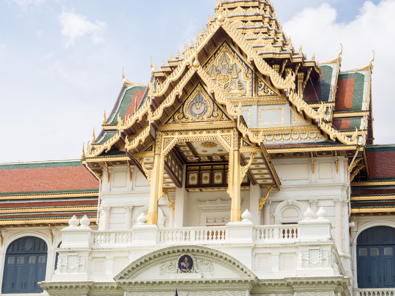 This great hall is known as the "farang (foreigner) with a Thai crown" because of its mix of European and Thai styles