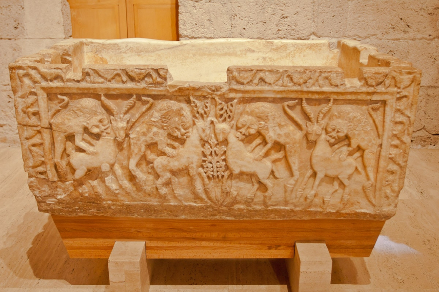 A (10th century?) Moorish basin from Cordoba in the Museum of the Alhambra, a wonderful archeological museum.