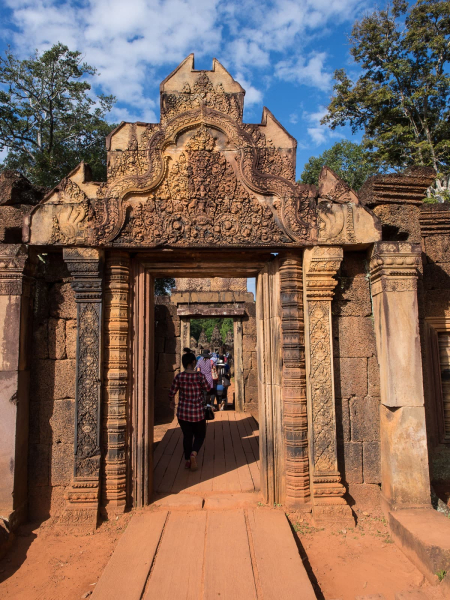 The terra-cotta-colored sandstone in this area gives Banteay Srei its distinctive hue
