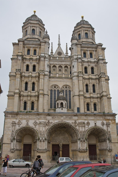 The Italian-style church of St. Michel in Dijon