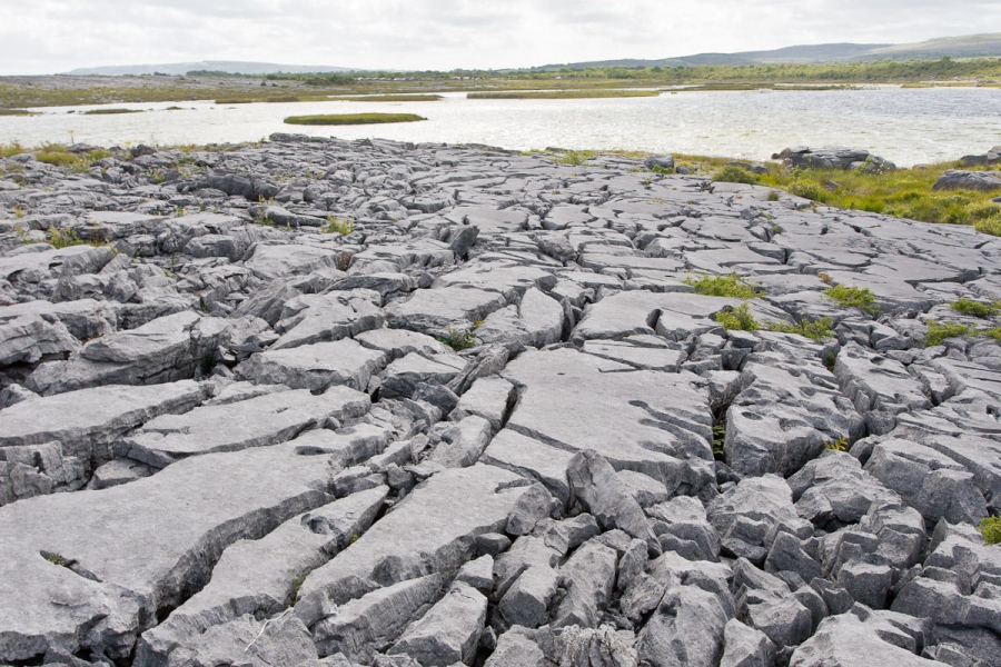 The northwestern part of County Clare, an area known as the Burren, shares the same geology as the Aran islands. 