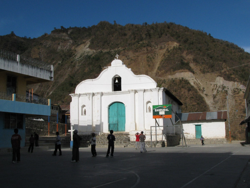 The little church in the center of Santa Cruz