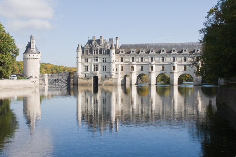 Perhaps the most famous chateau in the Loire region is Chenonceau. It was home to King Henri II's mistress and later his widow