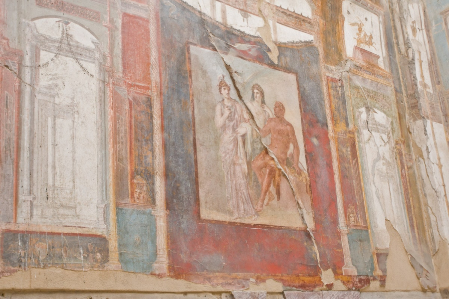 A 2,000-year-old painting of Hercules and two goddesses