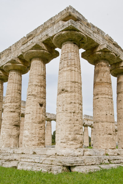 The temple of Hera is the oldest temple in Paestum