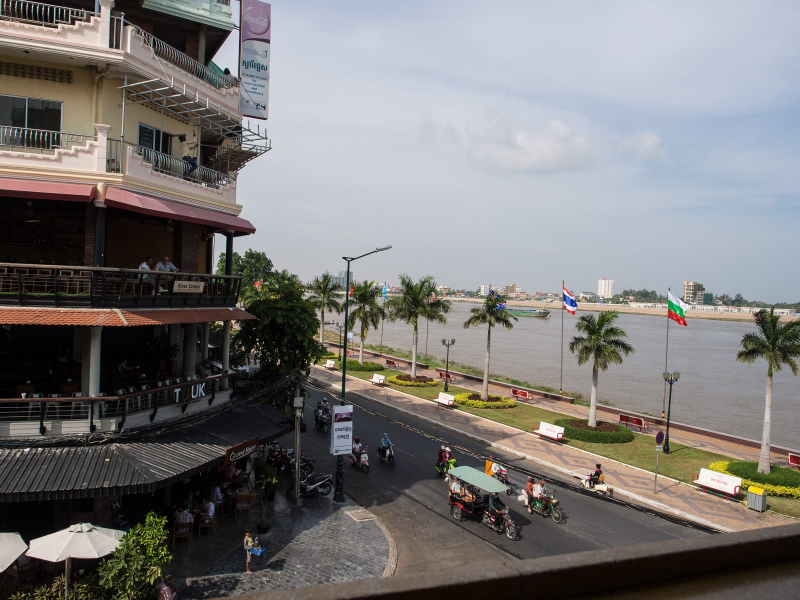 The view from the bar over the Mekong River