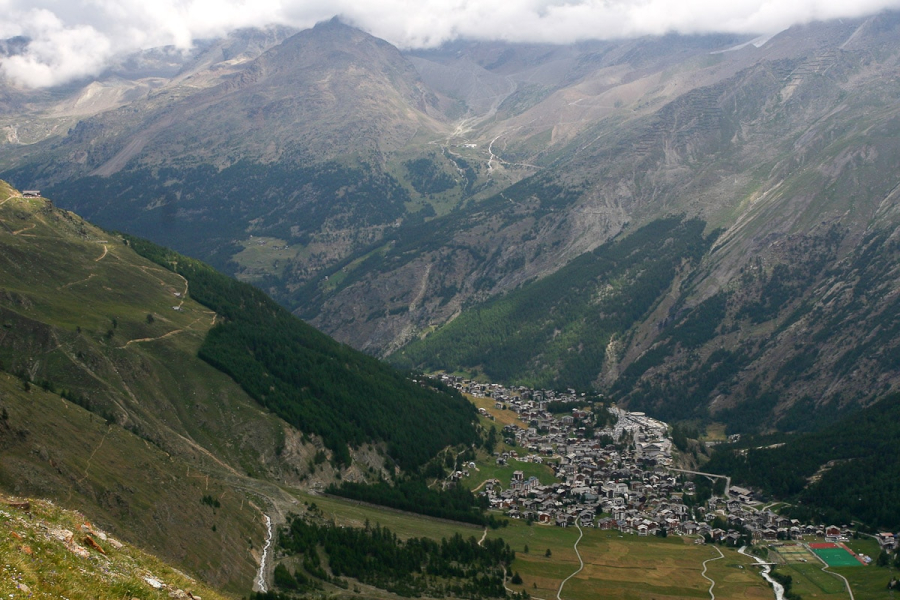 Saas Fee at the end of a fork in the Saas Valley