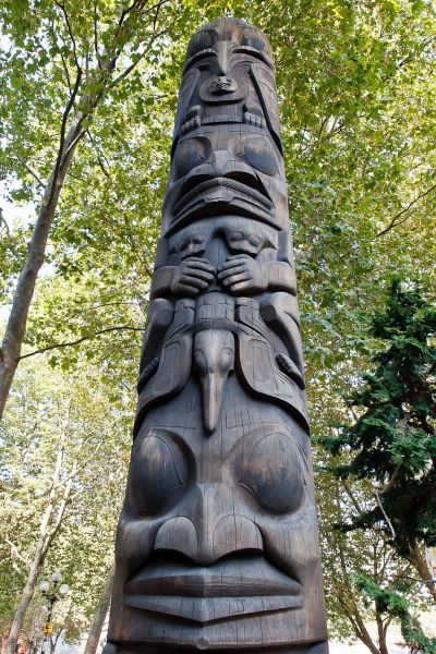 Totem pole at Pioneer Square