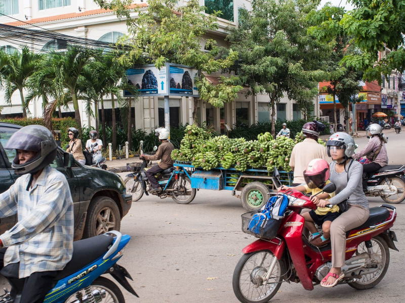 Siem Reap has lots of motorbikes, but not as many as Bali