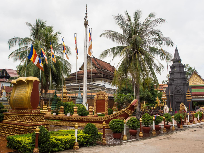 The main temple ("wat") in central Siem Reap