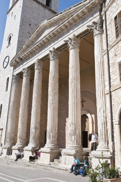 Assisi also has the remains of a 1st century Temple of Minerva (now a 17th century church)