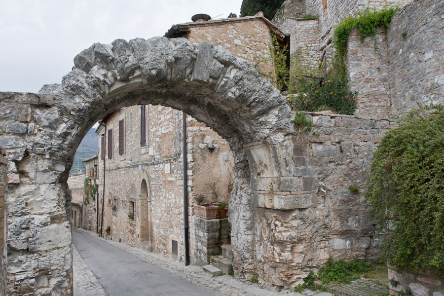 Another Roman-era arch